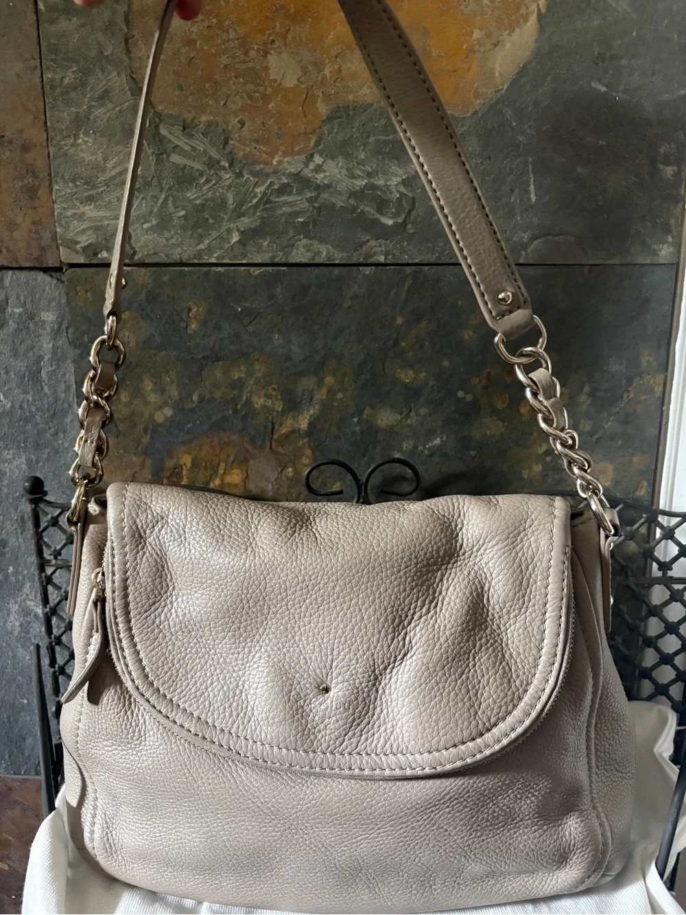 KATE SPADE NEW YORK COBBLE HILL PENNY LEATHER BAG